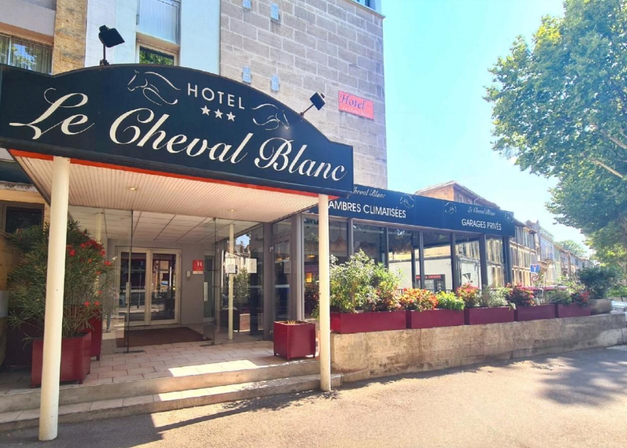 Отель Le Cheval Blanc Арль Экстерьер фото